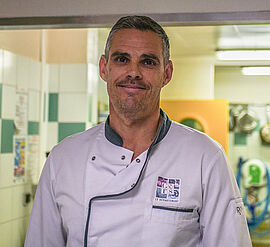 Stéphane Loste, chef cuisinier au collège de Samatan
