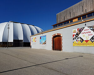 Dôme du Pôle National des Arts du Cirque à Auch - Agrandir l'image (fenêtre modale)