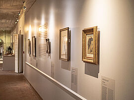 Exposition de la collection Simonov au dortoir des moines