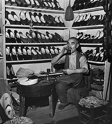 Jean DIEUZAIDE-TURQUIE-Istanbul_Le Bazar - Agrandir l'image (fenêtre modale)