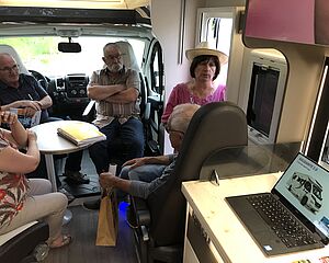 Vue intérieure du camping-car connecté - Agrandir l'image (fenêtre modale)