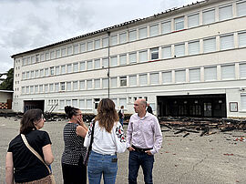 Jérôme Samalens, Vice-Président en charge des Collèges, aux côtés des équipes du Département à Fleurance  - Agrandir l'image (fenêtre modale)